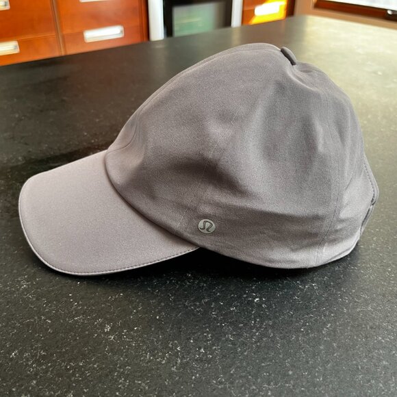 Lululemon Fast and Free Running Hat One Size Lunar Rock Grayish Brown Color EUC - Picture 4 of 7